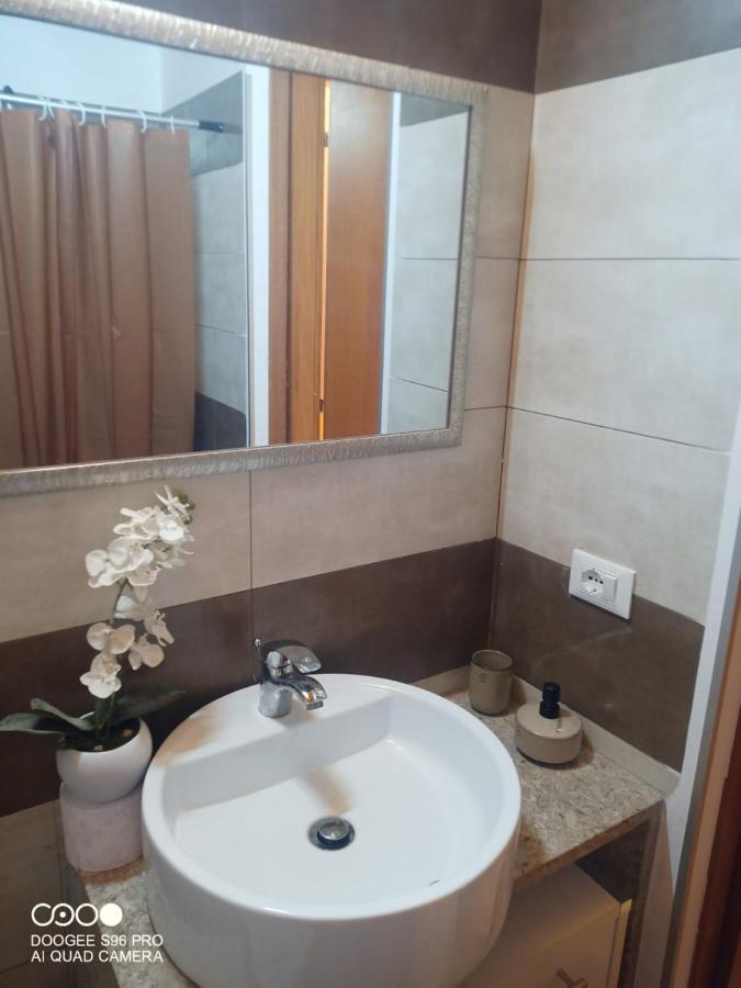 Casa Di Dalila 3 Apartment ตราปานี ภายนอก รูปภาพ